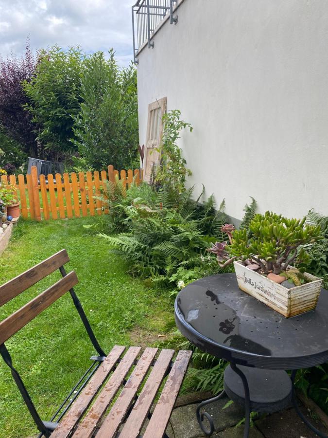 Ferienwohnung Nele Waldesch Bagian luar foto