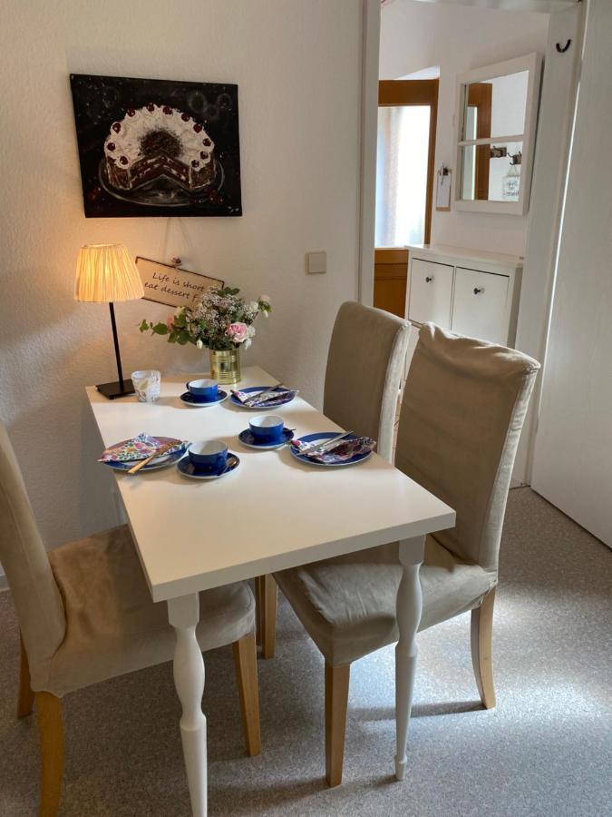 Ferienwohnung Nele Waldesch Bagian luar foto