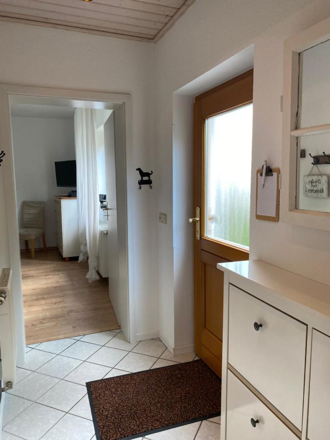 Ferienwohnung Nele Waldesch Bagian luar foto